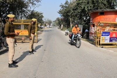 Tight security in Ayodhya for Modi's visit Tight security in Ayodhya for Modi's visit