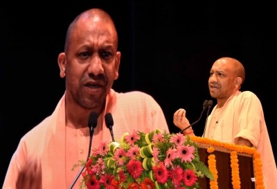 Yogi pays tributes to Mulayam in Sefai Yogi pays tributes to Mulayam in Sefai