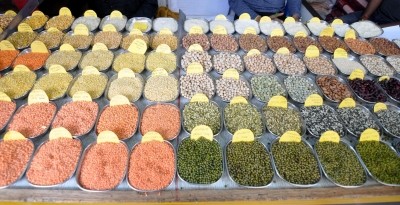 States being provided pulses at less than market rate for midday meals: Centre States being provided pulses at less than market rate for midday meals: Centre