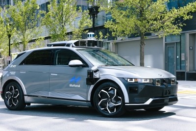 Uber back in robotaxi game, inks 10-year deal with Motional Uber back in robotaxi game, inks 10-year deal with Motional