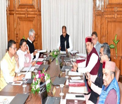 Himachal to provide two sets of track suits to pre-primary students Himachal to provide two sets of track suits to pre-primary students