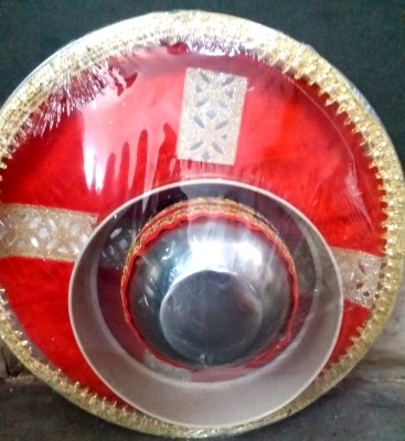 Karwa Chauth 'thali' thief held in Delhi's Sadar Bazar Karwa Chauth 'thali' thief held in Delhi's Sadar Bazar