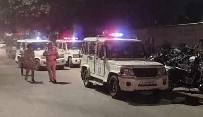 Several detained following communal clash in Vadodara Several detained following communal clash in Vadodara