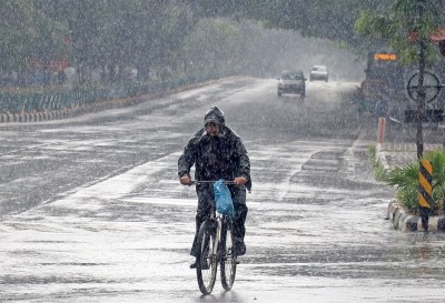 Rain to lash B'luru, yellow alert in 8 K'taka dists