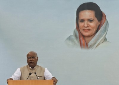 Cong in K'taka upbeat as Kharge takes over as Cong president Cong in K'taka upbeat as Kharge takes over as Cong president