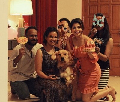 Iswarya Menon celebrates her pet's b'day, says dogs are precious Iswarya Menon celebrates her pet's b'day, says dogs are precious