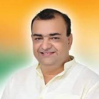 He lost to him in polls, but Akash Saxena still is Azam Khan's nemesis He lost to him in polls, but Akash Saxena still is Azam Khan's nemesis