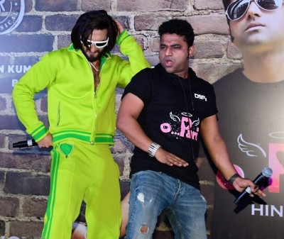 Ranveer Singh releases DSP's first non-film Hindi track 'O Pari' Ranveer Singh releases DSP's first non-film Hindi track 'O Pari'