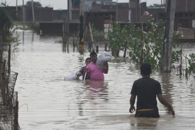 25 killed in rain-related incidents in UP 25 killed in rain-related incidents in UP