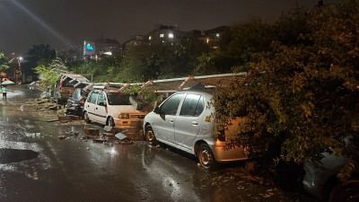 Heavy rain batters B'luru, yellow alert issued for 3 days