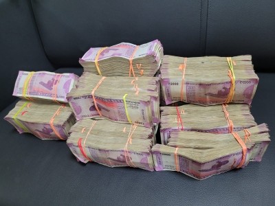 Delhi Excise Policy scam: ED seizes Rs 1 cr from bizman's house Delhi Excise Policy scam: ED seizes Rs 1 cr from bizman's house