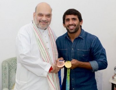 'He's very supportive': Bajrang Punia meets Home Minister Amit Shah in Delhi 'He's very supportive': Bajrang Punia meets Home Minister Amit Shah in Delhi