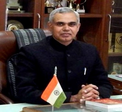 Gujarat Guv becomes Vidyapeeth Chancellor, Gandhians fear saffronisation Gujarat Guv becomes Vidyapeeth Chancellor, Gandhians fear saffronisation