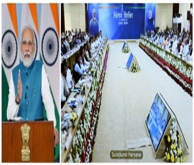 Maoists with guns or pens have to be defeated, says PM Maoists with guns or pens have to be defeated, says PM