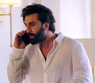 Ranbir makes self-deprecating 'Brahmastra' jokes in video, ex-girlfriend Deepika reacts Ranbir makes self-deprecating 'Brahmastra' jokes in video, ex-girlfriend Deepika reacts