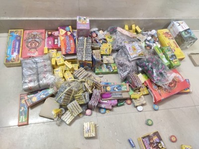 Delhi Police recover over 1,400 kg of firecrackers, 4 arrested Delhi Police recover over 1,400 kg of firecrackers, 4 arrested