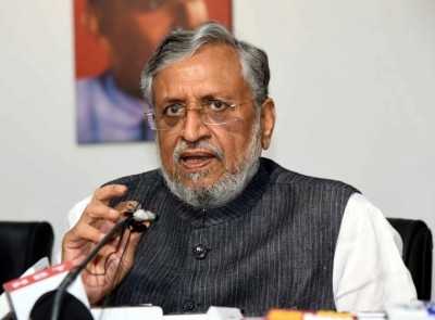 Nitish Kumar has old habit of cheating, says Sushil Modi Nitish Kumar has old habit of cheating, says Sushil Modi