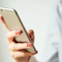 Global smartphone market falls 9% amid low consumer spending