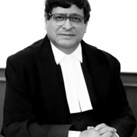 SC delivers split verdict on K'taka hijab ban, Justice Dhulia sets aside HC judgment