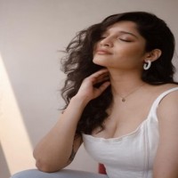 Night sky makes me feel small in a beautiful, hopeful way: Ritika Singh