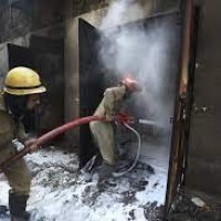 Two firemen injured tackling blaze in Delhi factory, four rescued