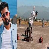 Vicky has a field day playing 'jugaad cricket' after early pack-up
