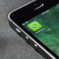 WhatsApp in Diwali mode, goes offline for millions in India (Ld)