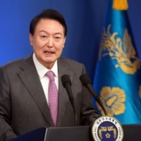 S.Korean Prez orders quick resumption of disrupted Kakao, Naver services