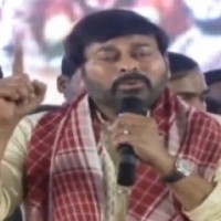 Chiranjeevi joins Haryana, Kerala governors at 'Alai Balai'