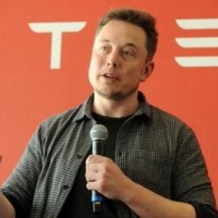 I find it vaguely therapeutic to express myself on Twitter: Elon Musk