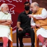 Key meeting on Gujarat polls being held at PM's residence