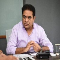 TRS predicts exit of a couple of Congress MPs in Telangana