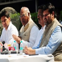 In message to Gehlot, three Cong spokespersons resign to campaign for Kharge