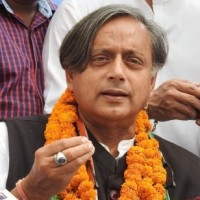 Tharoor gets very little support from home state Kerala for Cong prez polls