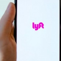 'Autonomous cars won't soon take the role of human drivers on Lyft'
