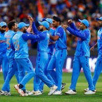 T20 World Cup: Hardik, Arshdeep pick three wickets each as Pakistan post 159/8 against India