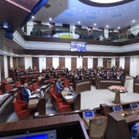 Iraq's regional Kurdistan parliament extends legislative term for 1 year