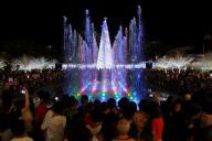 Filipinos brace for Christmas sans parties Filipinos brace for Christmas sans parties