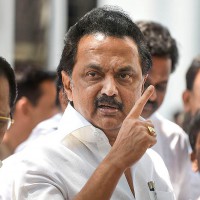 DMK to protest as Guv seeks time to study students quota bill