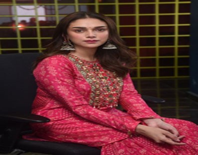 Aditi Rao Hydari to play dance teacher in 'Maha Samudram' Aditi Rao Hydari to play dance teacher in 'Maha Samudram'