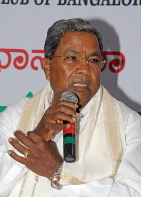 Dalit CM 'challenge' bothers Karnataka Congress Dalit CM 'challenge' bothers Karnataka Congress