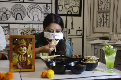 Revenge dining during Durga Puja forced Kolkata eateries to down shutters early Revenge dining during Durga Puja forced Kolkata eateries to down shutters early