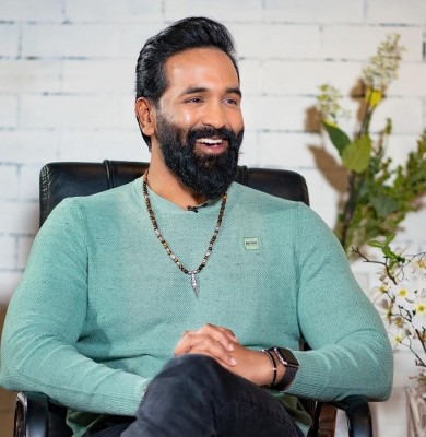 Vishnu Manchu clears the air on his presence at Pawan Kalyan rally Vishnu Manchu clears the air on his presence at Pawan Kalyan rally