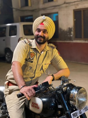 Paramvir Singh Cheema reveals best tip he got in 'Tabbar' Paramvir Singh Cheema reveals best tip he got in 'Tabbar'