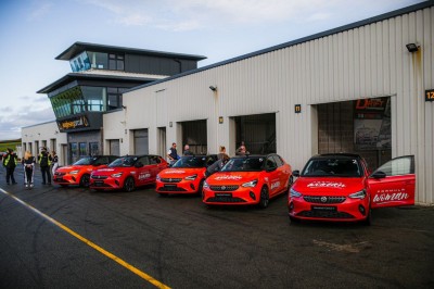 Formula Woman UK, AutoGuru India to help women make careers in motorsport Formula Woman UK, AutoGuru India to help women make careers in motorsport