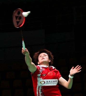 Badminton: China sweeps Canada 5-0 in Uber Cup opener