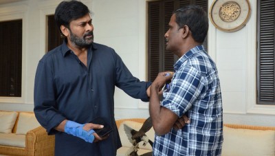 Chiranjeevi to bear expenses for fan's cancer treatment Chiranjeevi to bear expenses for fan's cancer treatment