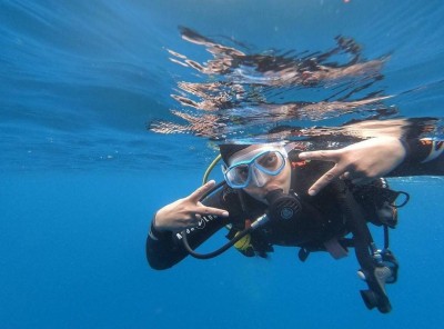 Priyanka Chopra gets wet in scuba diving pics Priyanka Chopra gets wet in scuba diving pics