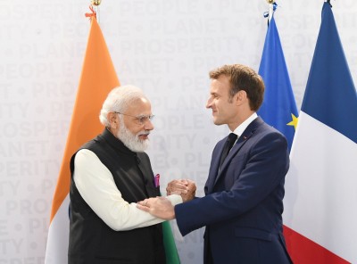 Modi holds bilateral meet with French President Macron Modi holds bilateral meet with French President Macron