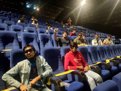 Maharashtra reopens its theatres to receive 'pre-Covid footfalls' Maharashtra reopens its theatres to receive 'pre-Covid footfalls'